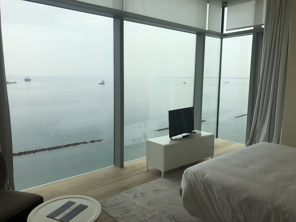 Executive Suite, 3 Bedrooms, Sea View photo 2