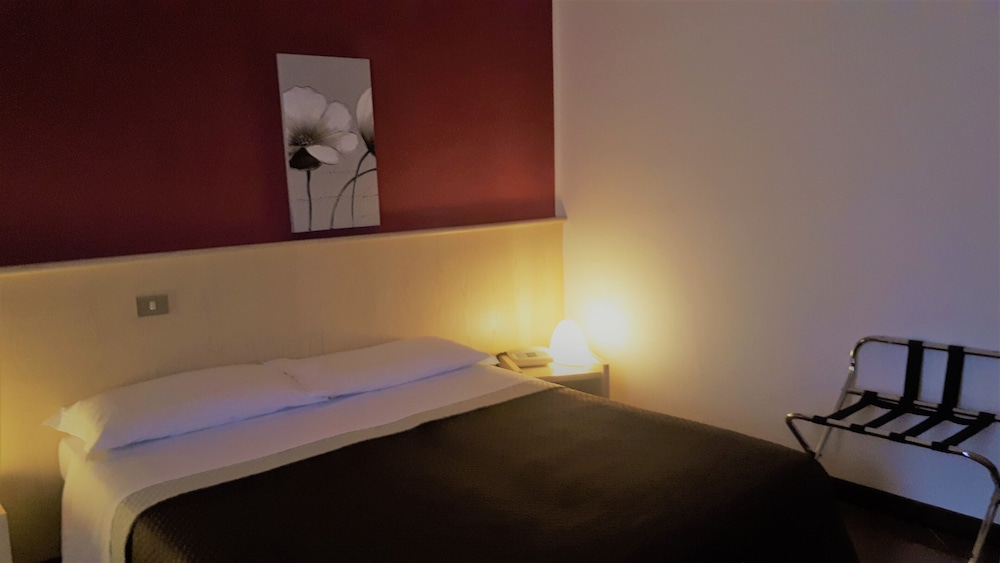 Double Room Single Use photo 3