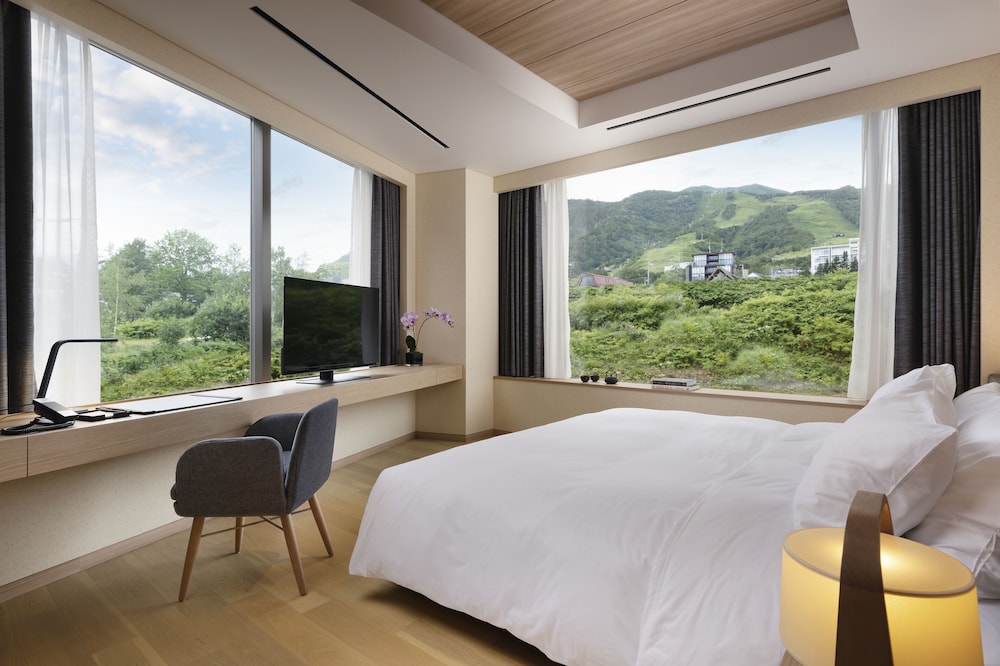 Three Bedroom Annupuri Suite with Tatami, Non Smoking - Photo 3