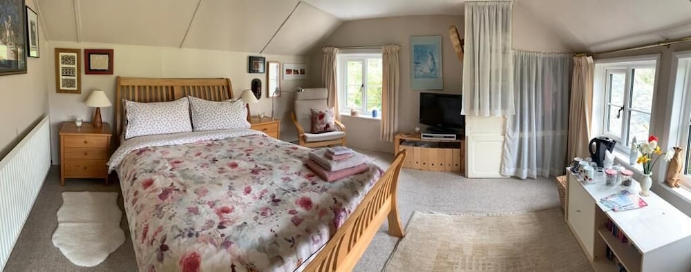 Suite, Private Bathroom, Garden View (Family Suite) photo 1
