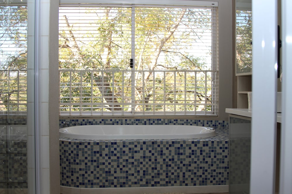 Executive Room, Pool View photo 3