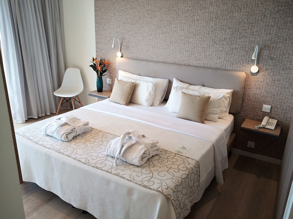 Venus Suite with Direct Sea View photo 2