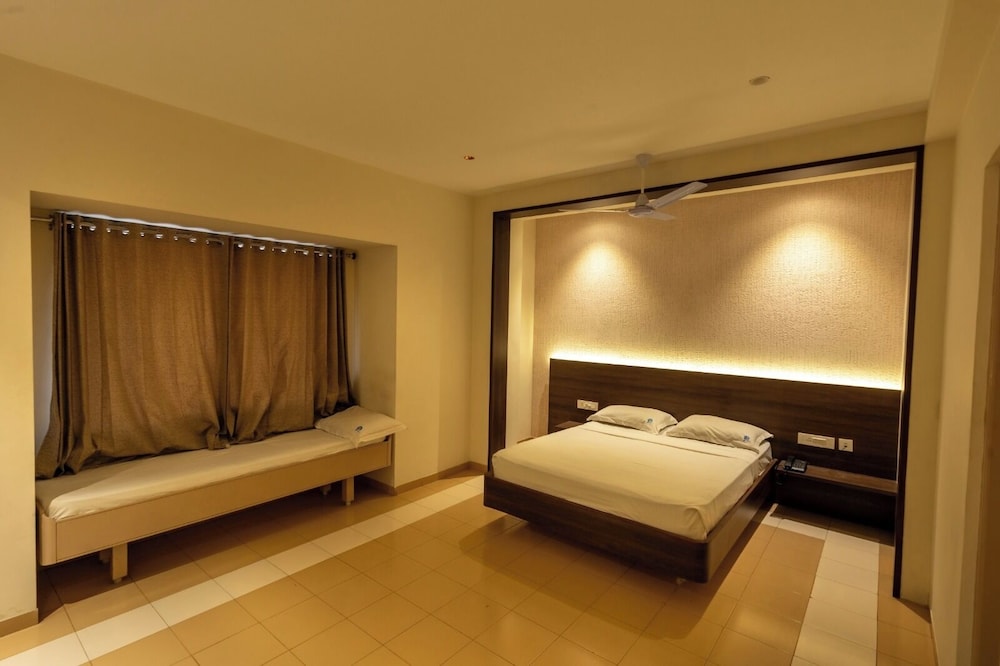 Family Suite, Hill View