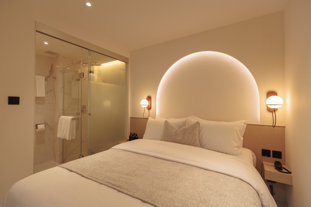 Studio Room with Double Bed photo 3