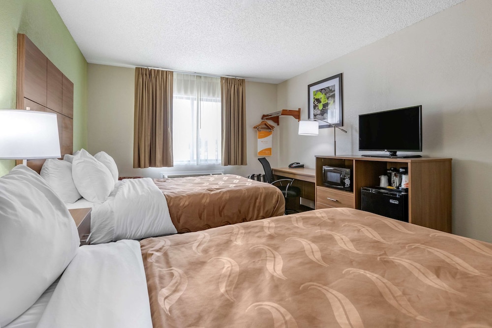 Standard Room, 2 Double Beds, Non Smoking - Photo 3