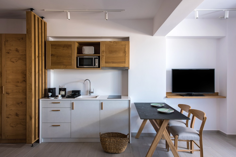 Junior Suite, 1 Bedroom, Sea View - Photo 2
