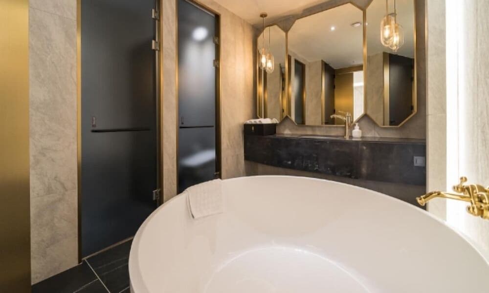 Royal Suite - Photo 4