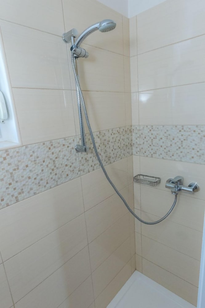 Apartment (Zvone1  - at the water front - A6(2+2)