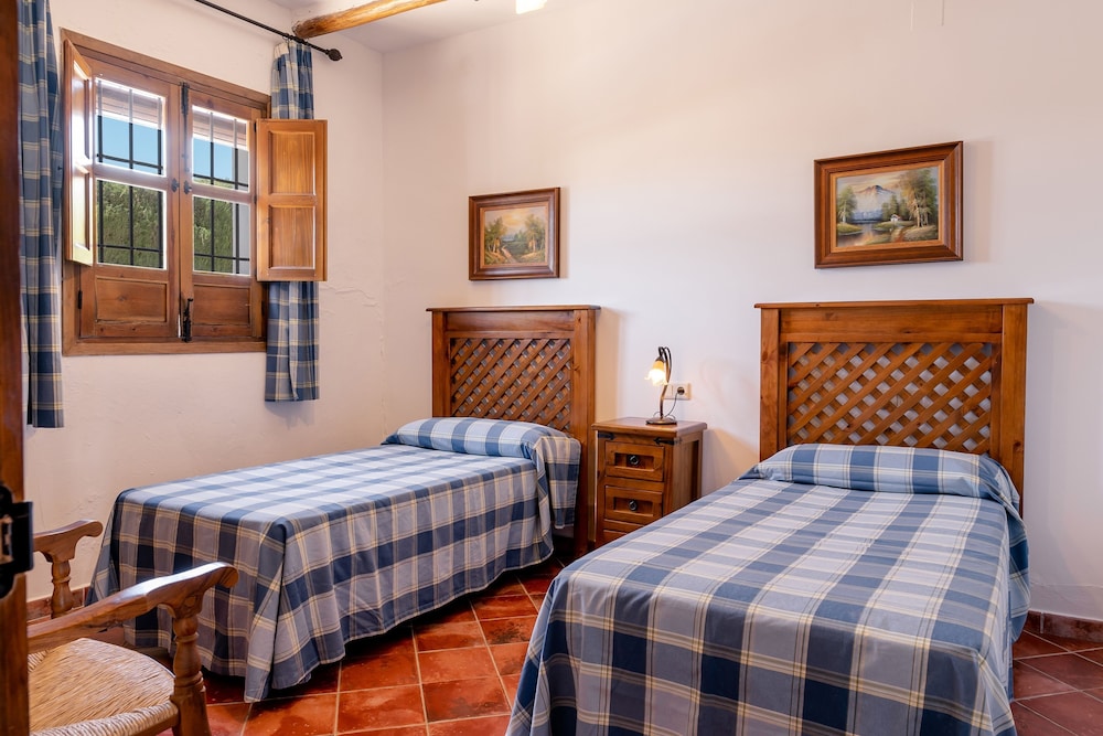 Classic Bungalow, 2 Bedrooms, Non Smoking
