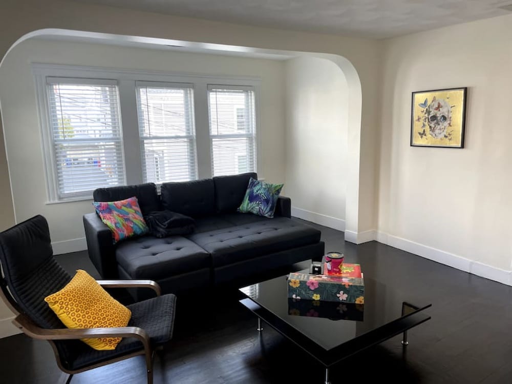 Apartment photo 1