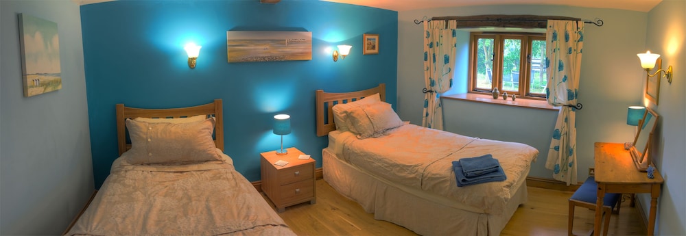 Standard Twin Room photo 1