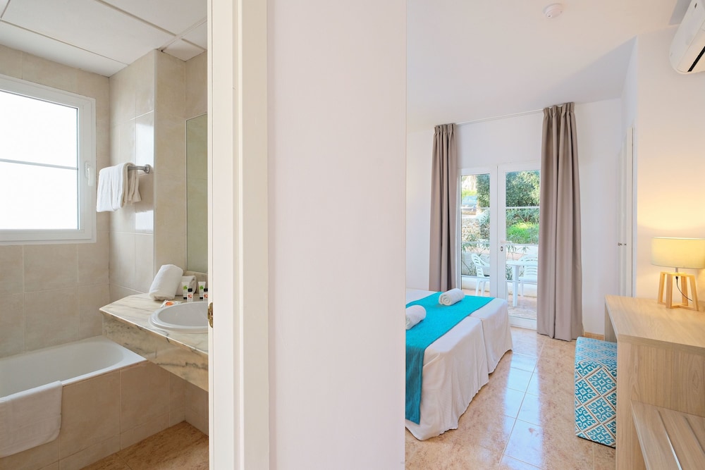 Apartment, 2 Bedrooms (4 Adults + 2 Children)