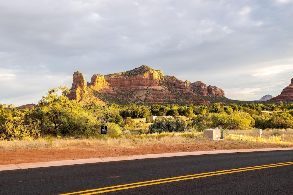 Remodeled-gateway to Red Rocks, 사진 4