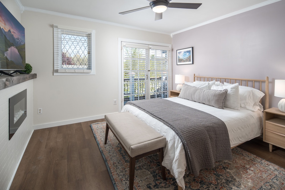 Balcony Suite