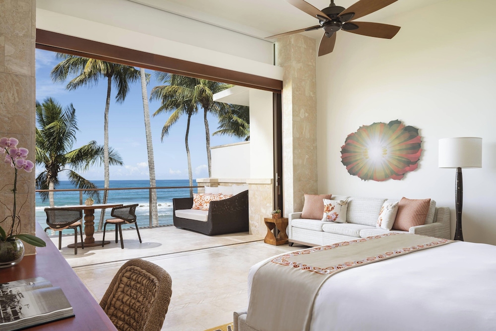 East Beach Ocean Reserve, Guest room, 1 King, Sofa bed
