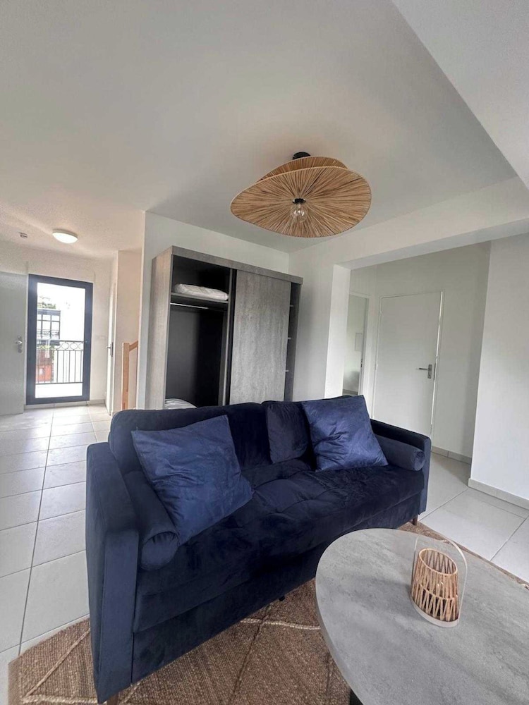 Apartment photo 1