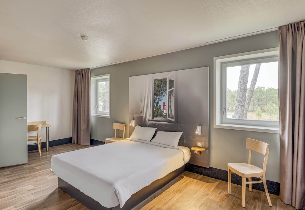 Double Room, Mobility Accessible, Non Smoking photo 2