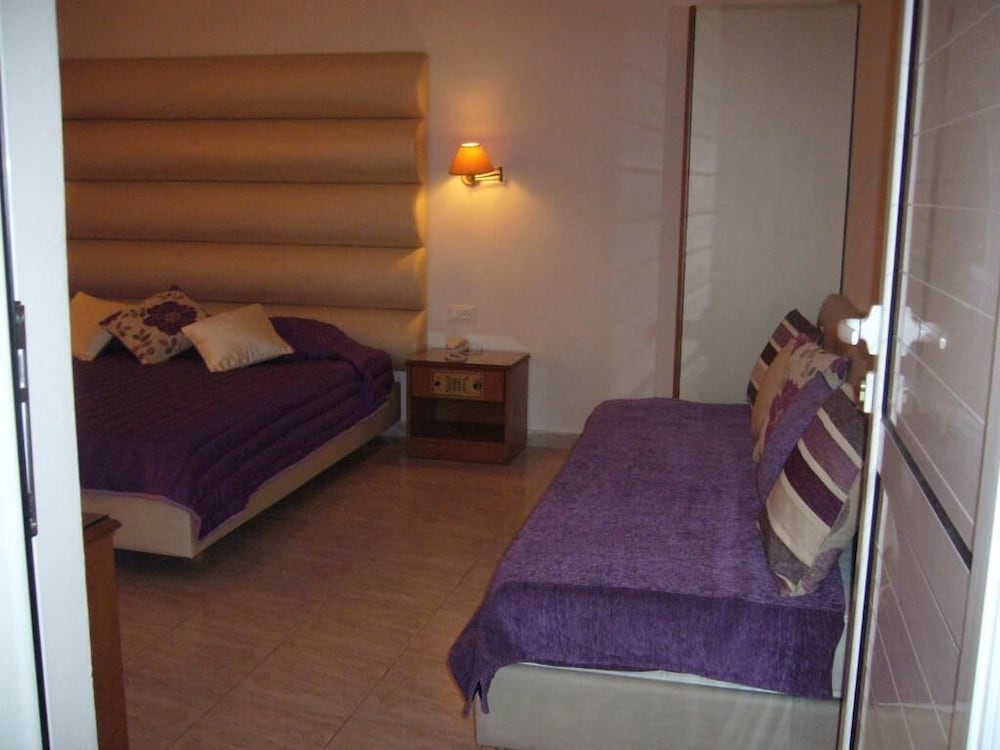 Superior Apartment, 1 Bedroom, Garden View