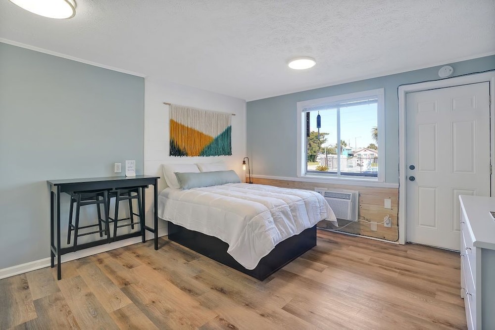 Comfort Suite with Kitchenette photo 3