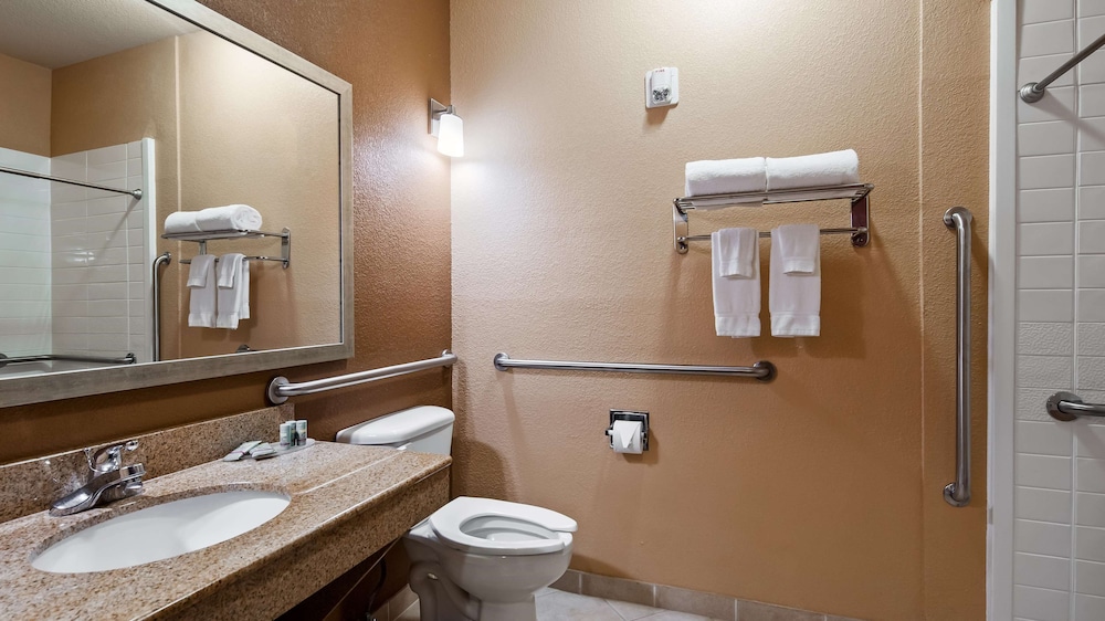Suite, 2 Double Beds, Accessible, Non Smoking - Photo 4