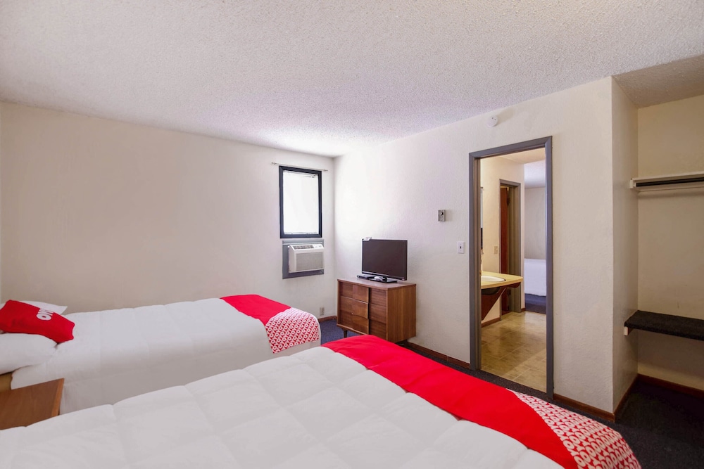 Room, Multiple Beds photo 3