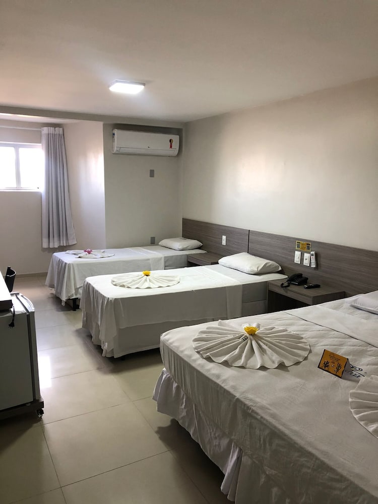 Superior Room, Multiple Beds - Photo 4
