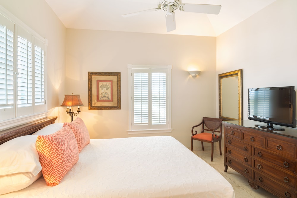 Condo, 1 Bedroom, Ocean View photo 2