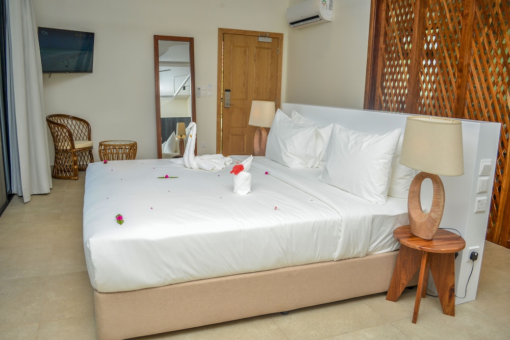 Deluxe Room, Balcony photo 3