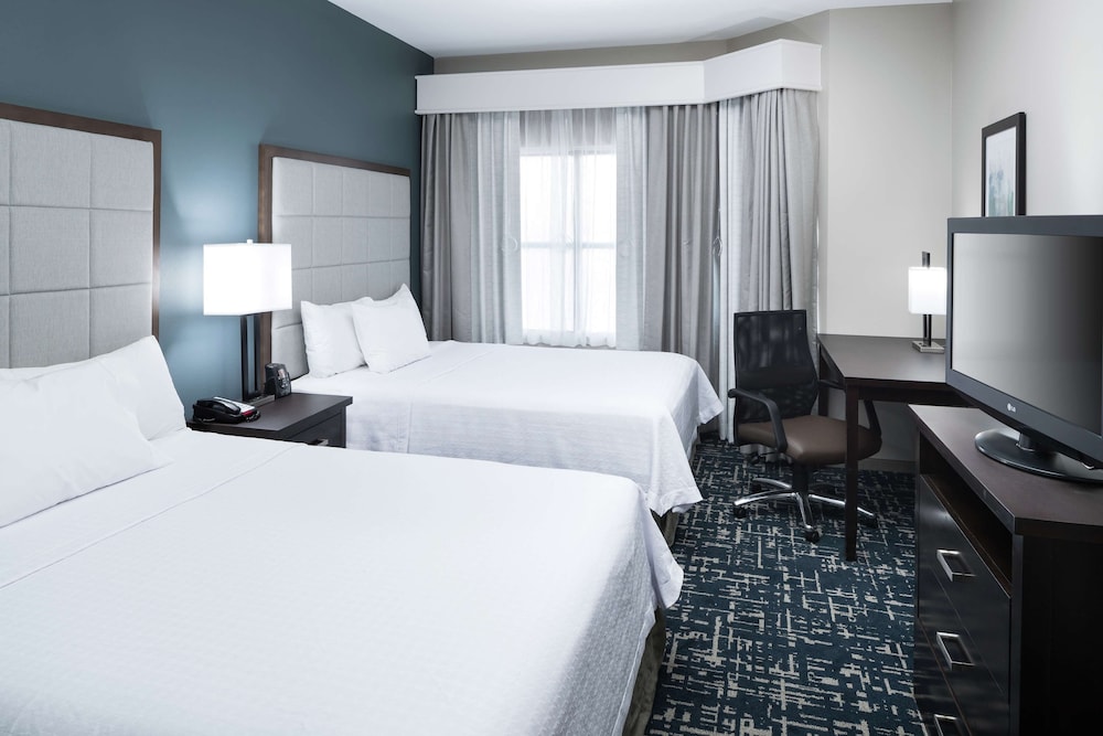 Suite, 2 Queen Beds, Accessible, Bathtub (Mobility & Hearing) - Photo 2