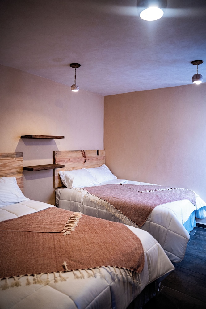 Standard Quadruple Room, Mountain View