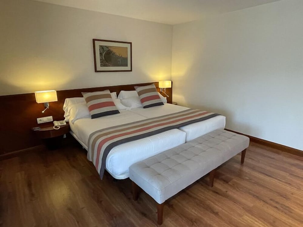 Royal Suite - Photo 3