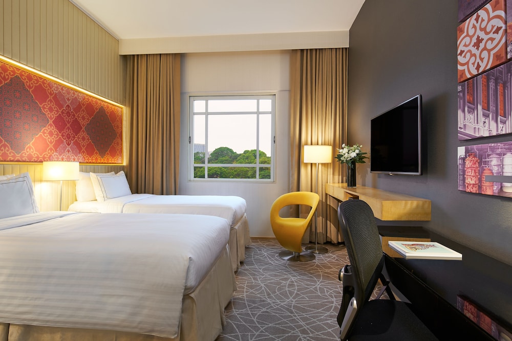 Deluxe Plus Single with Minibar photo 3