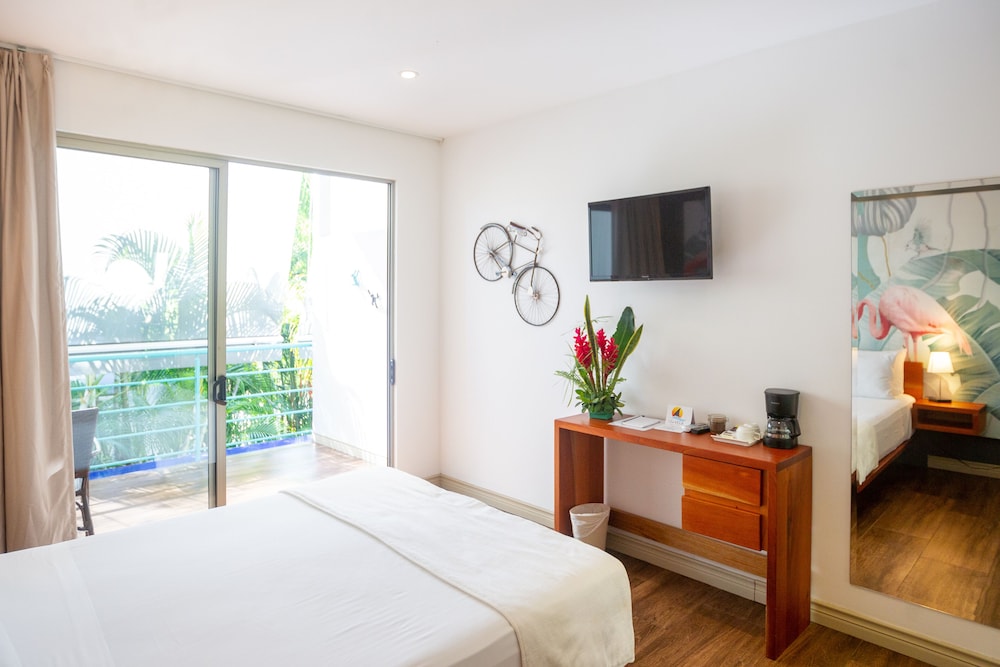 Superior Double Room, Private Bathroom, Garden View photo 2