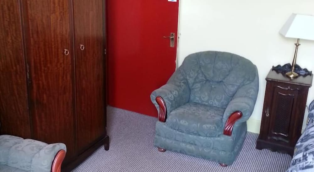 Basic Twin Room, 2 Twin Beds, Accessible, Ocean View photo 3