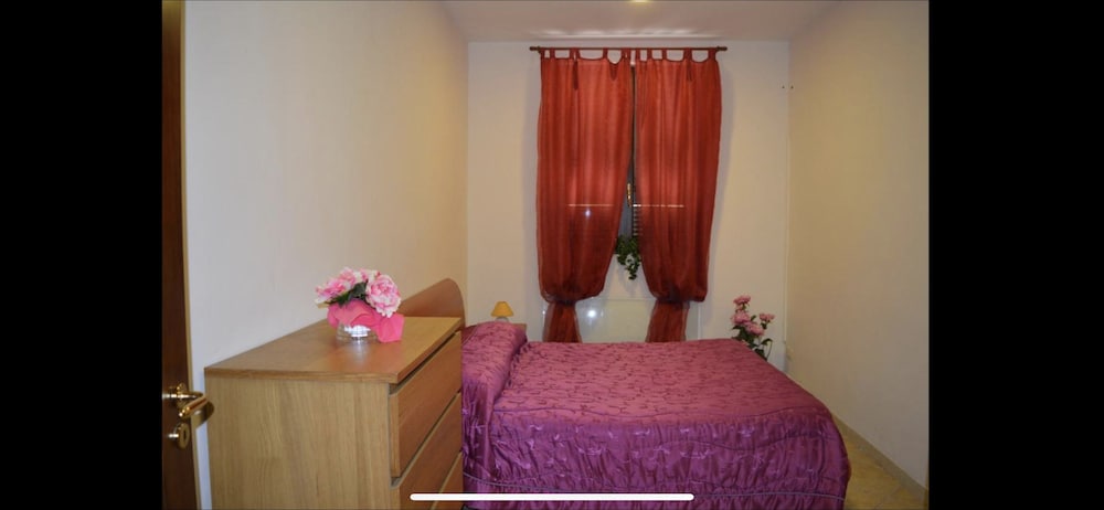 Standard Double Room, Shared Bathroom photo 1