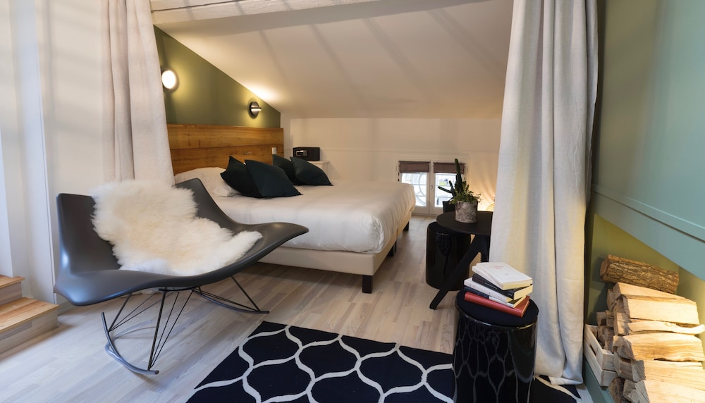Suite Junior Cachette, 17 Rue Auguste Comte, 69002 Lyon photo 1