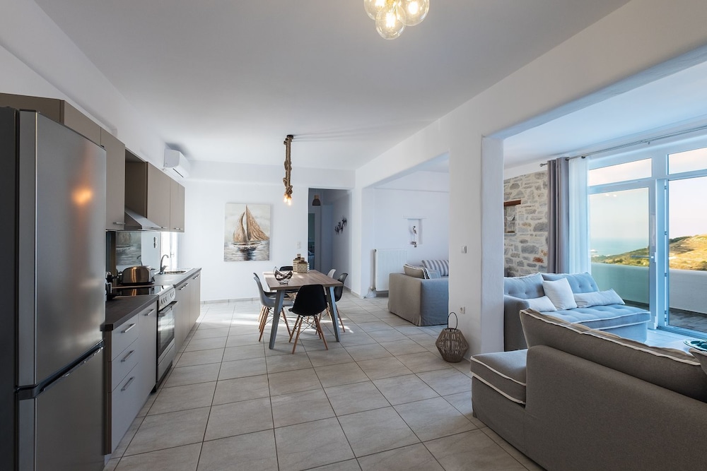 Villa, 2 Bedrooms, Private Pool, City View