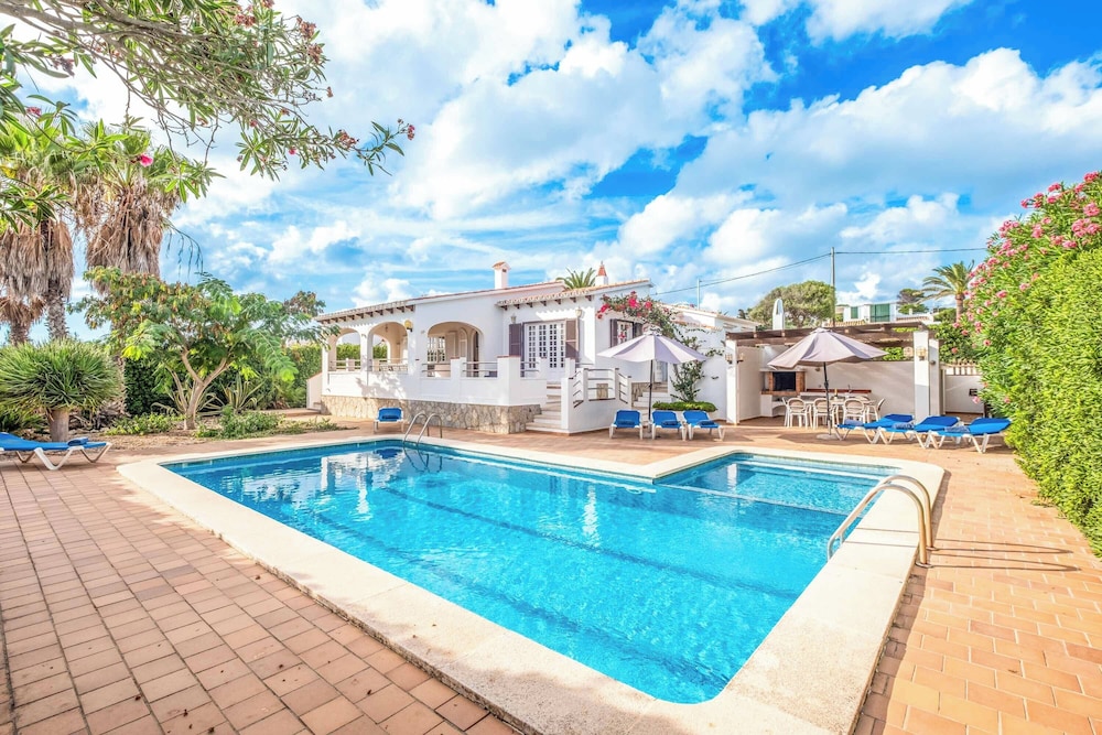 Villa (4 Habitaciones)