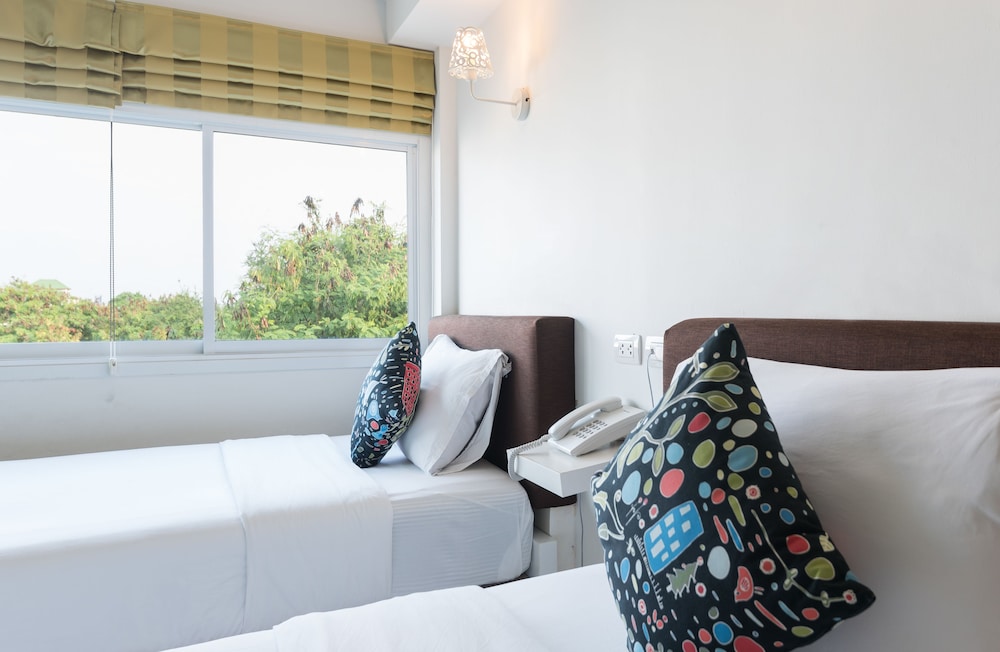 Superior Double or Twin Room, Non Smoking, Garden View - Photo 12