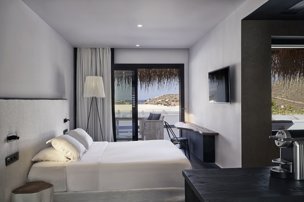 Suite, Hot Tub, Sea View (Design) photo 1