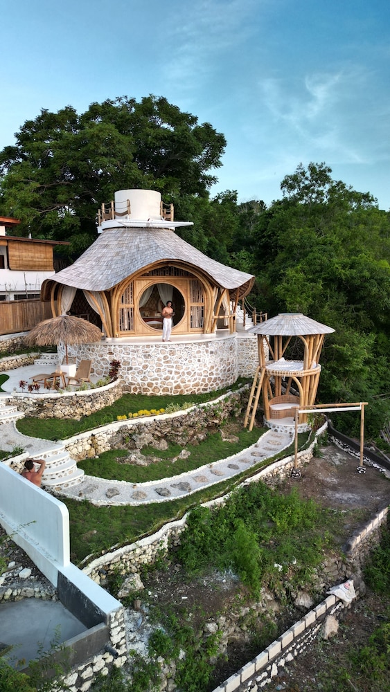 Shell Villa with Rooftop Pool View - Photo 14