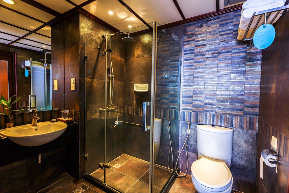 Deluxe Double or Twin Room, Pool Access - Photo 3