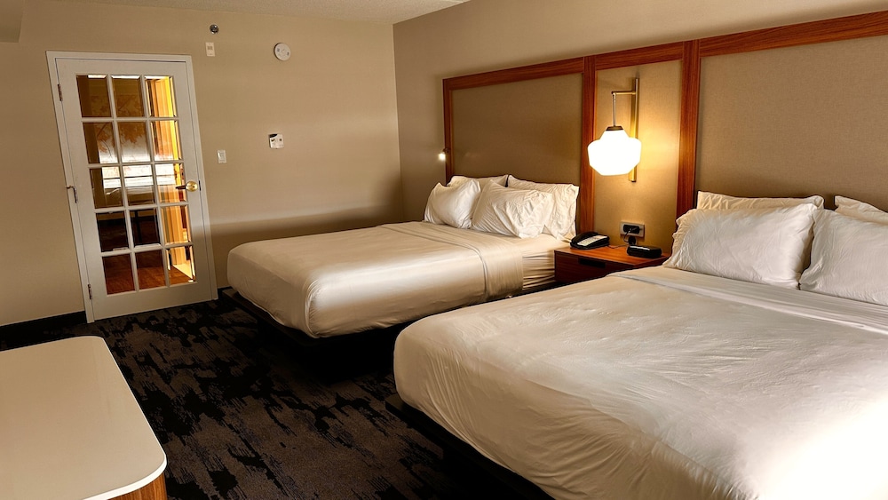 Junior Suite, Multiple Beds