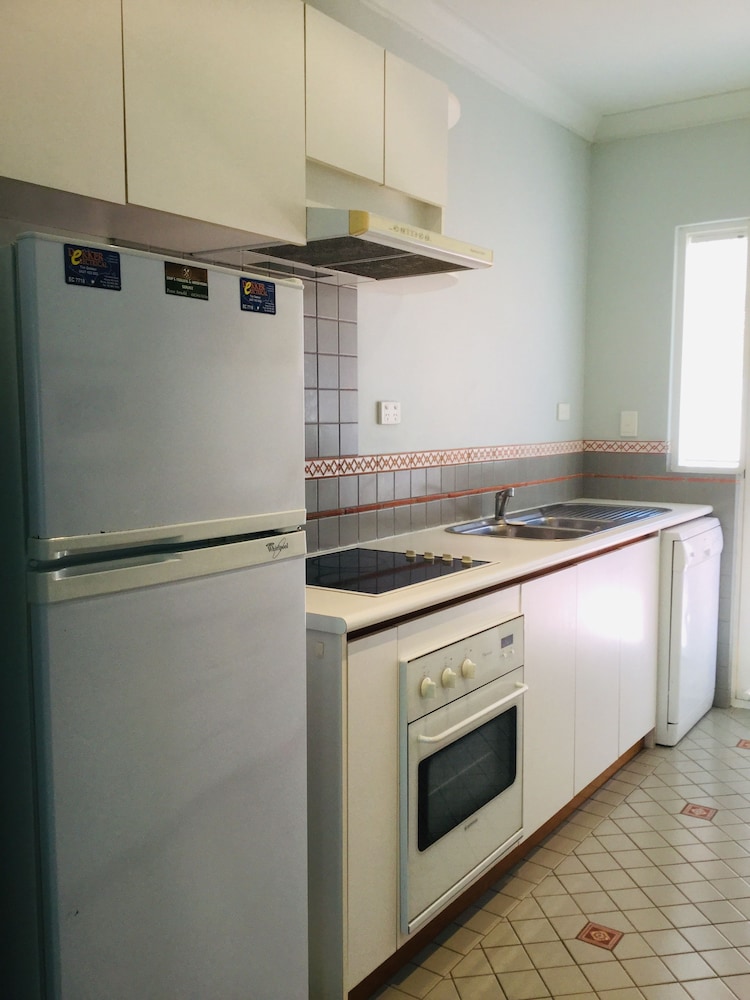 Standard House, 3 Bedrooms (1 Queen, 1 Double, 1 Tri-bunk) photo 2