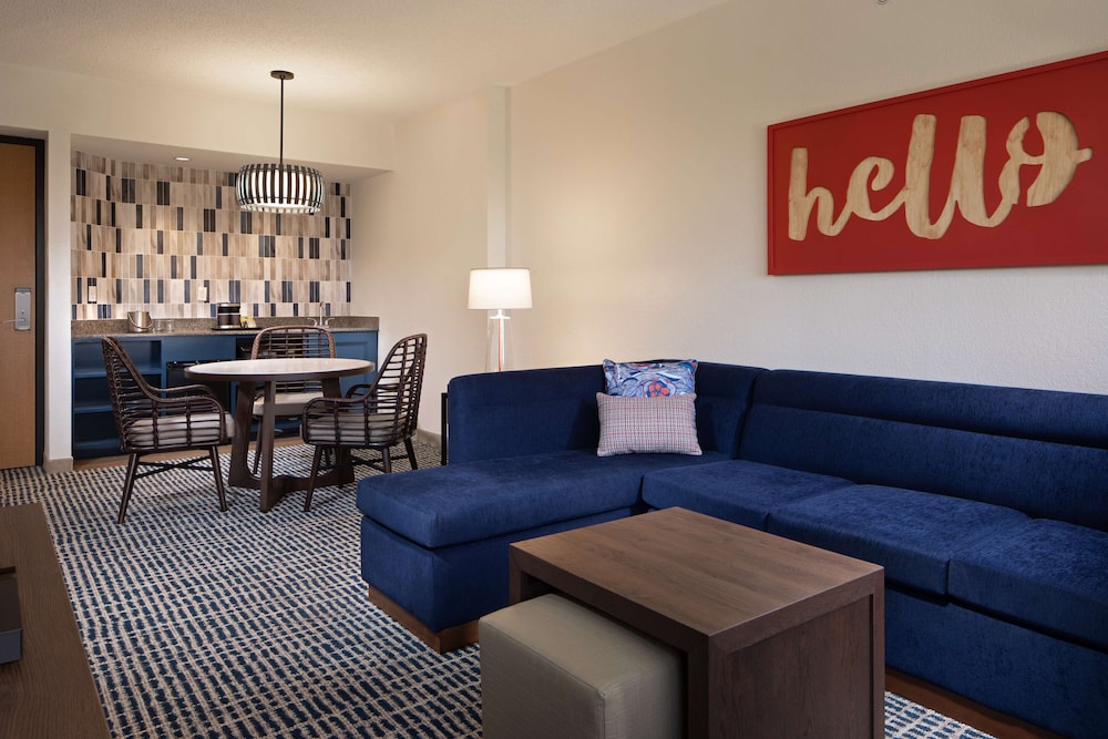 Suite, 2 Double Beds, Accessible, Bathtub (Mobility & Hearing)
