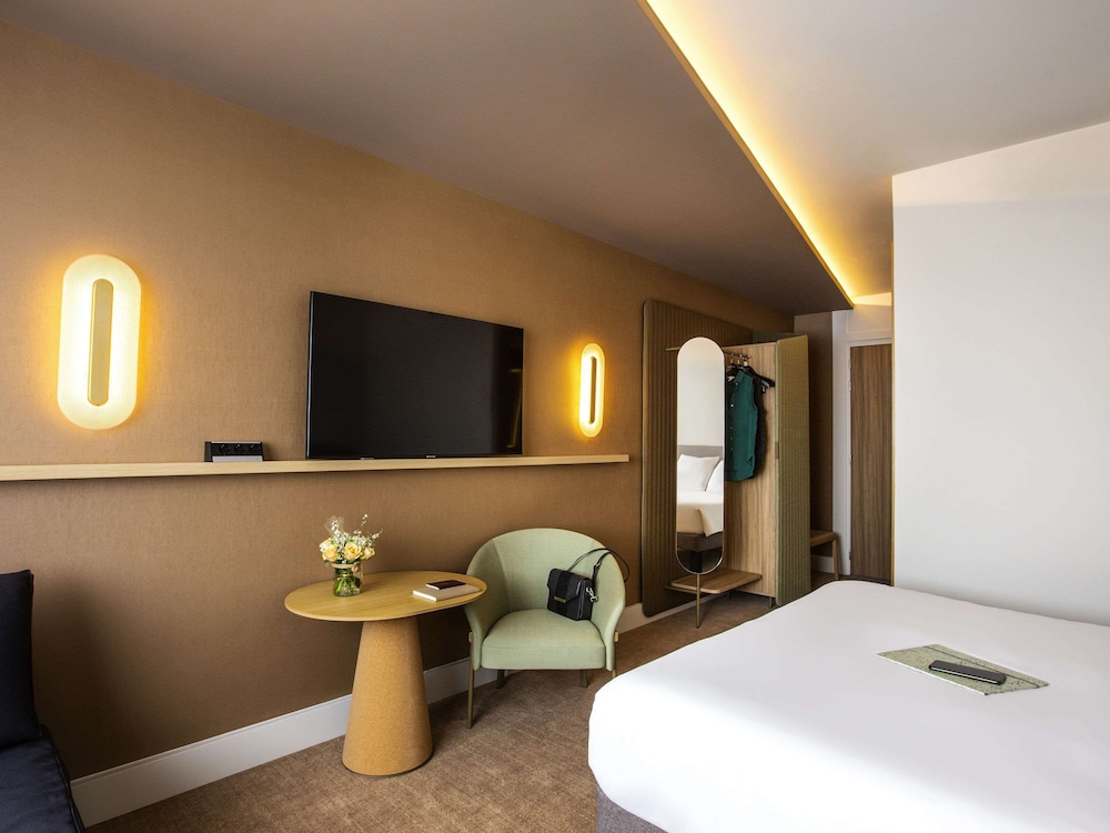 Classic Room, Multiple Beds - Photo 4