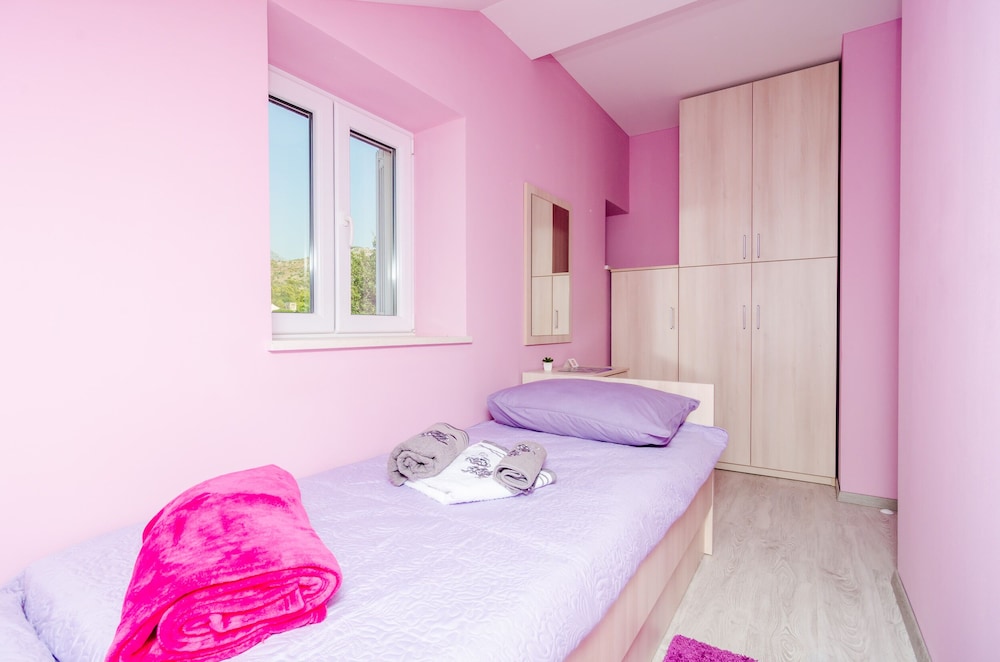 Apartment (Comfort Two Bedroom Apartment)