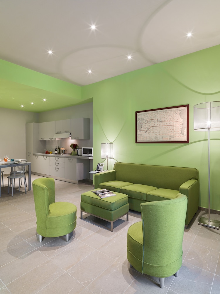 Family Apartment, 2 Bedrooms, Kitchen photo 1