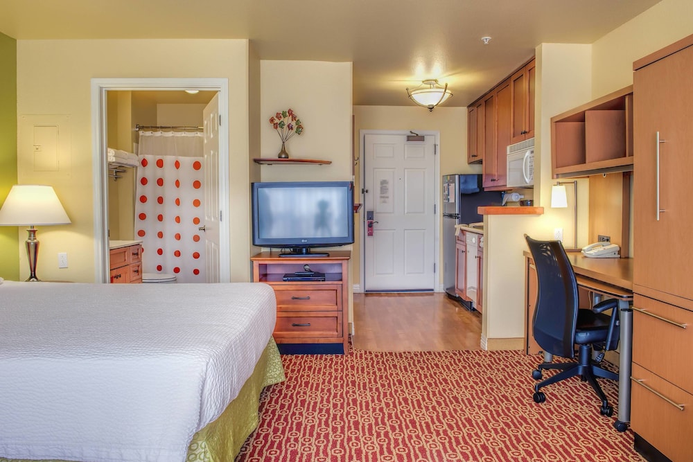 Studio, 2 Queen Beds - Photo 2