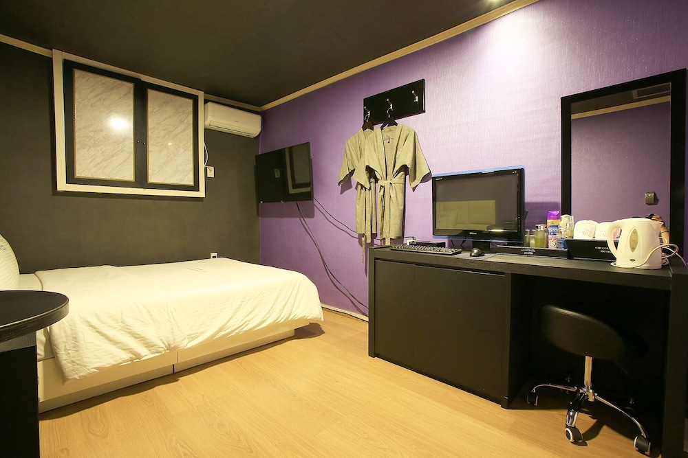 Room (Standard Room) photo 2